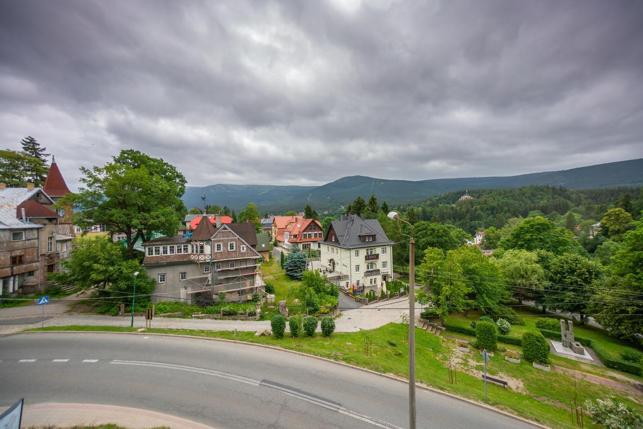 Rentplanet- Apartamenty Poezja - Dworcowa Szklarska Poręba Exterior foto